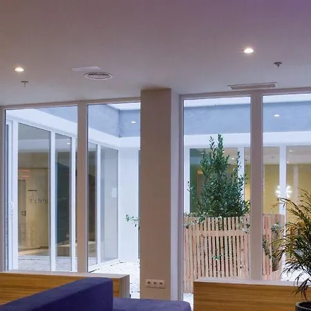 Micampus Student * Μπιλμπάο